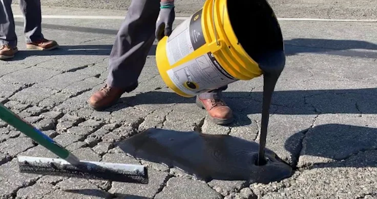 Blacktop Crack Sealing in Clarence NY